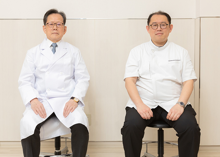 院長 辻岡 雅典 副院長 辻岡 大志